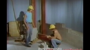 Cute Construction Workers Fuck on the Job - HARDHAT (1977) Porn Videos