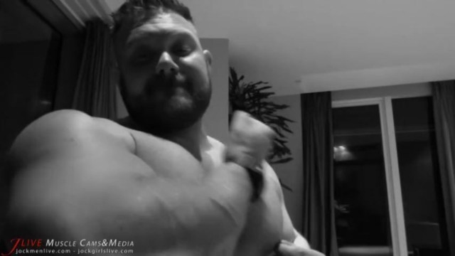 350 pounds of solid man meat Porn Videos